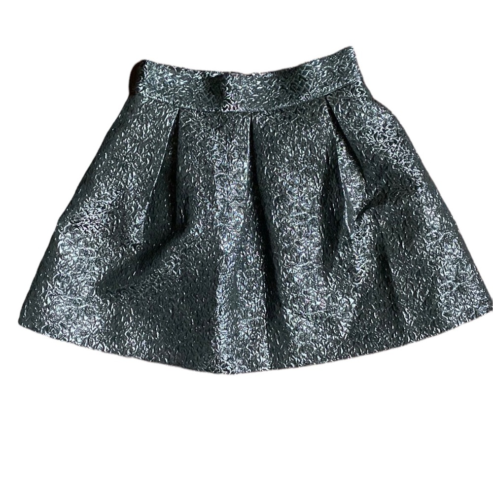 Frenchi Metallic Brocade Pleated A-Line Mini Skirt